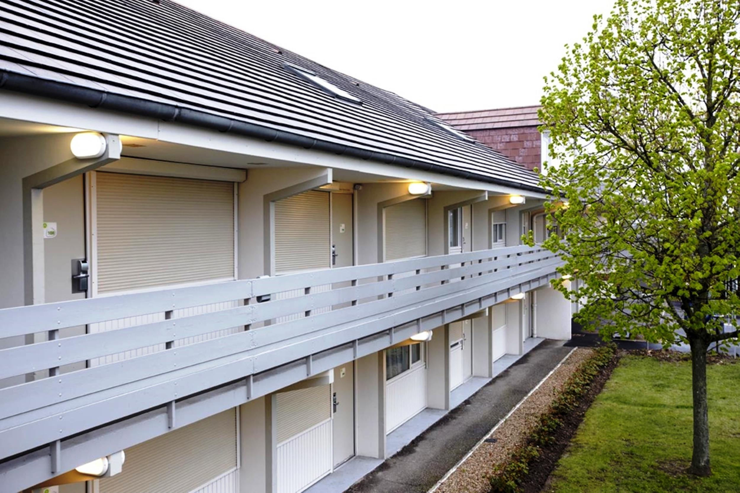 Campanile Evry Ouest - Corbeil Essonnes Hotel Екстериор снимка