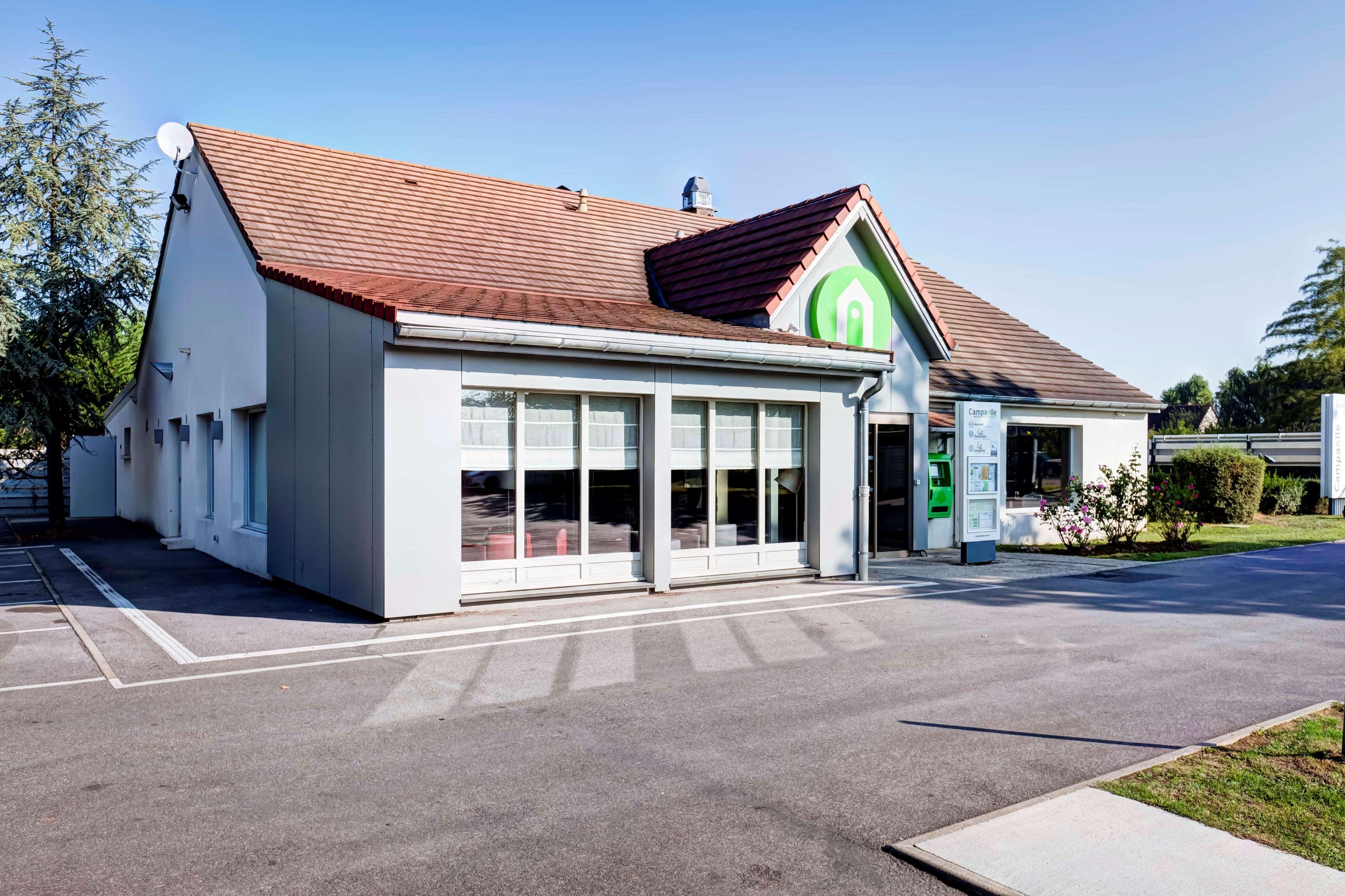 Campanile Evry Ouest - Corbeil Essonnes Hotel Екстериор снимка