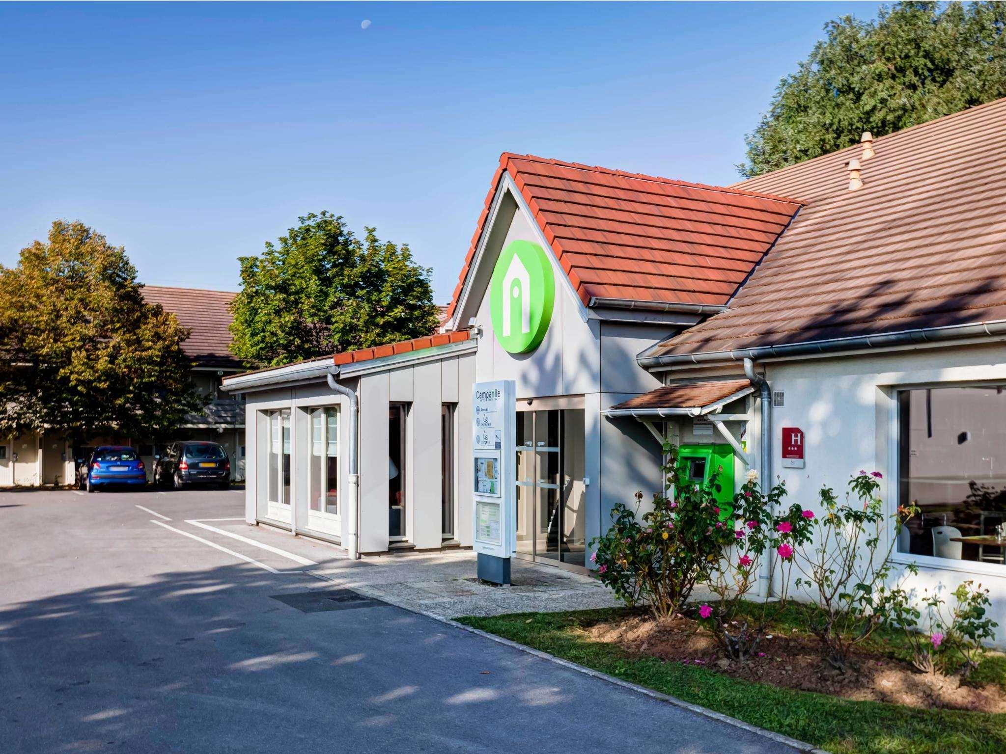 Campanile Evry Ouest - Corbeil Essonnes Hotel Екстериор снимка