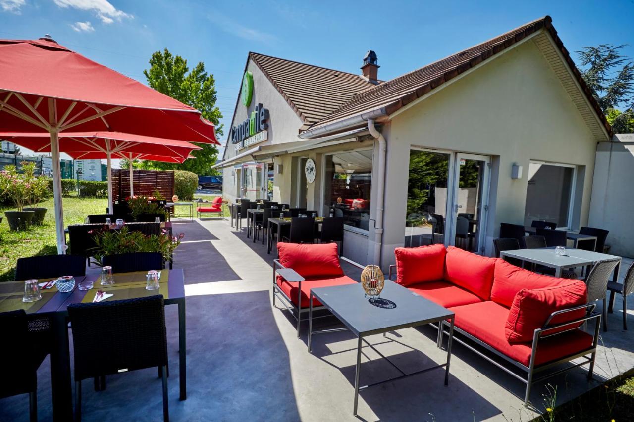Campanile Evry Ouest - Corbeil Essonnes Hotel Екстериор снимка