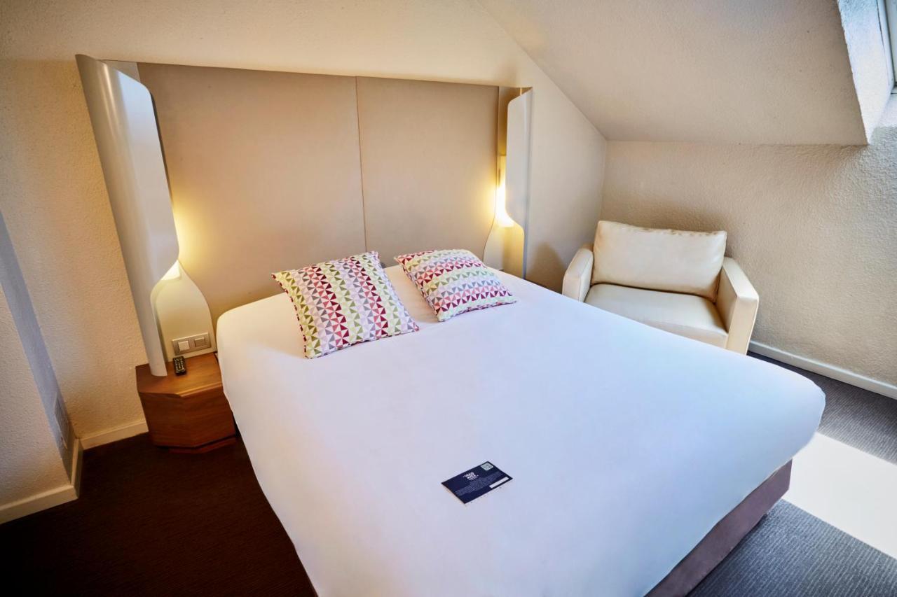 Campanile Evry Ouest - Corbeil Essonnes Hotel Екстериор снимка