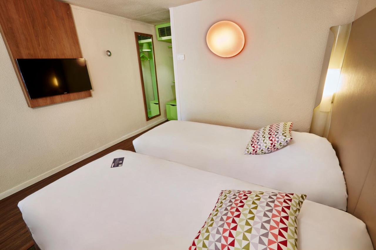 Campanile Evry Ouest - Corbeil Essonnes Hotel Екстериор снимка