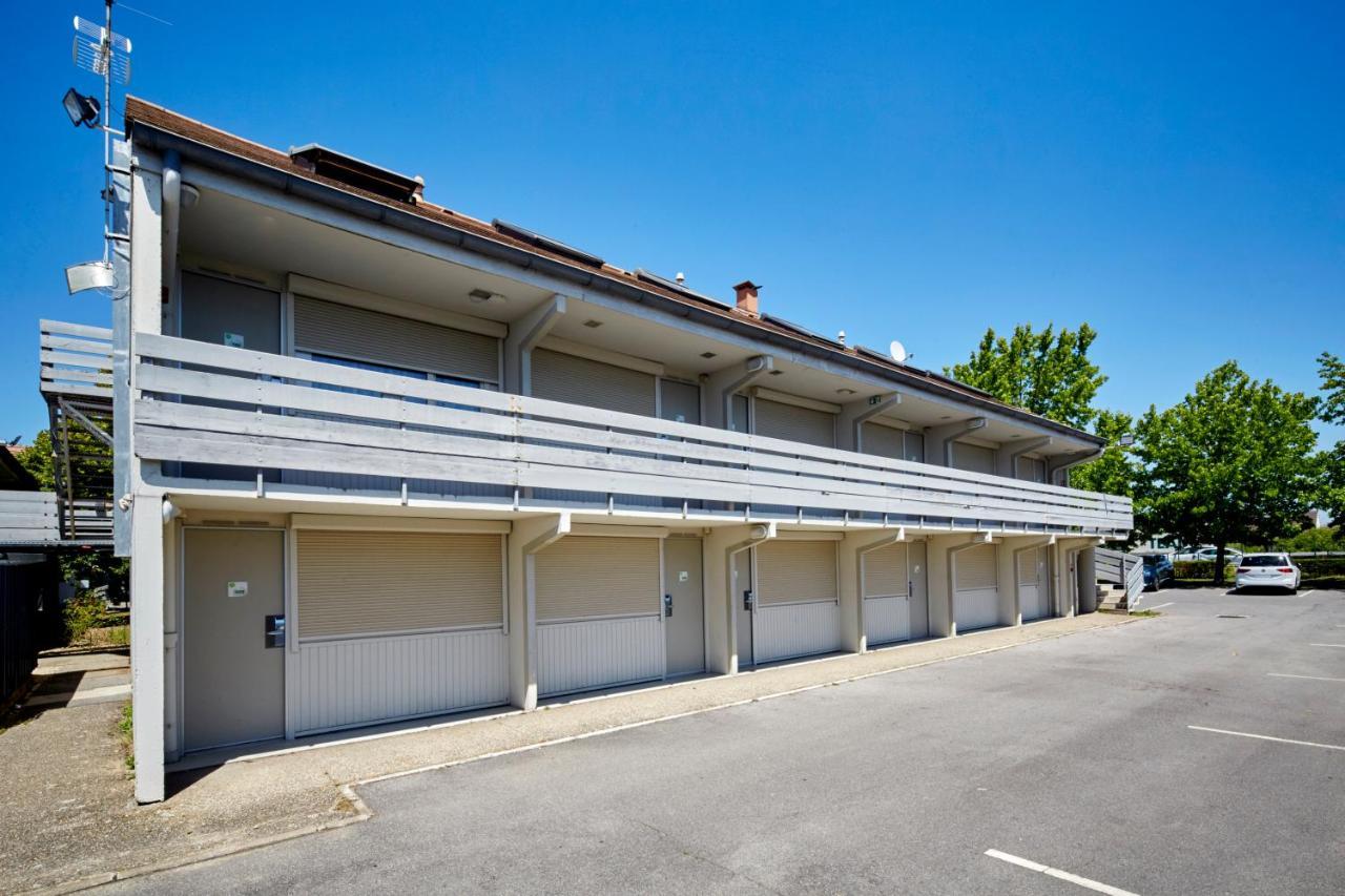 Campanile Evry Ouest - Corbeil Essonnes Hotel Екстериор снимка