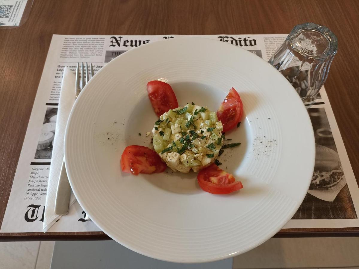 Campanile Evry Ouest - Corbeil Essonnes Hotel Екстериор снимка
